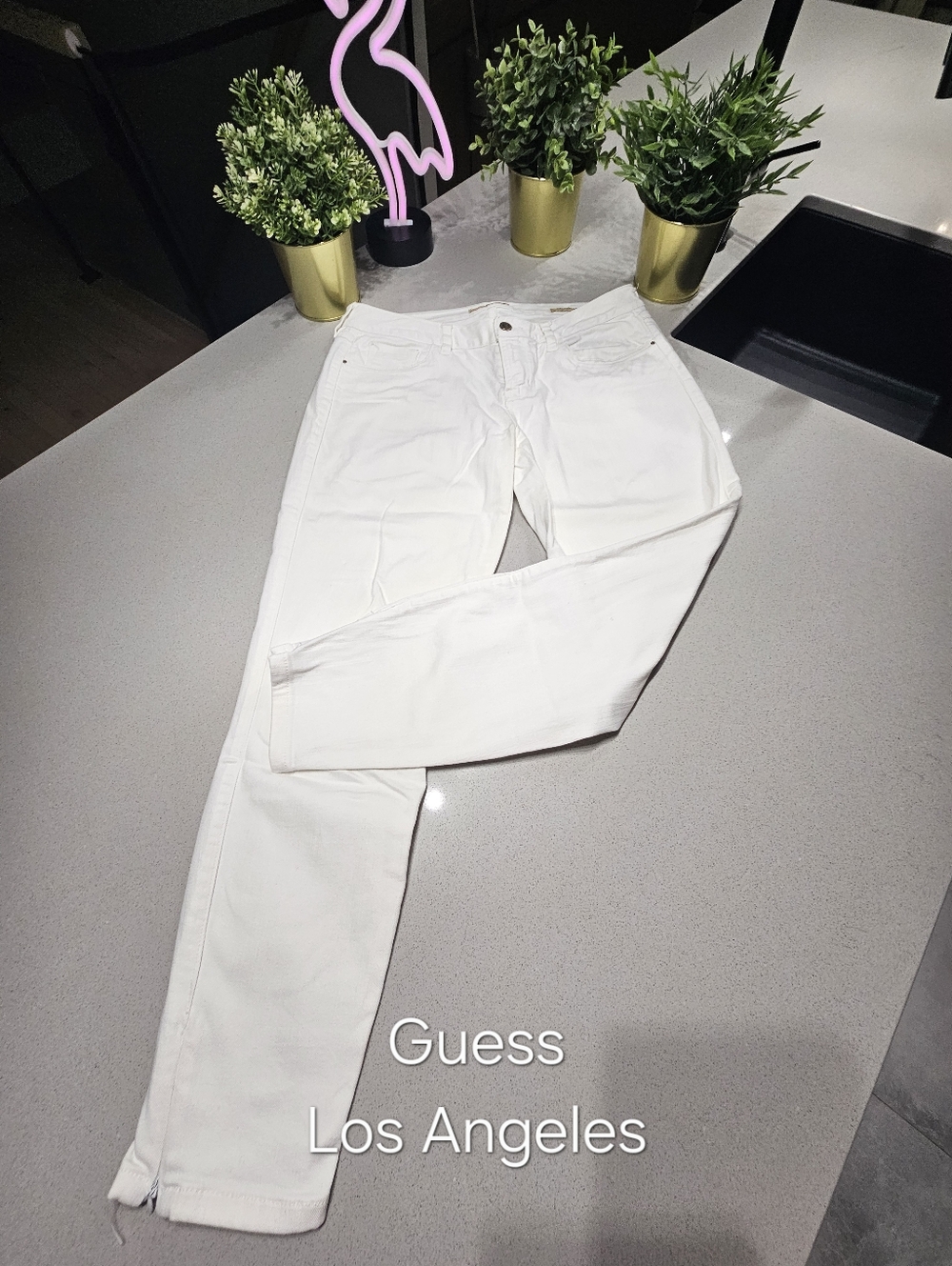 GUESS Superbe Jeans Blanc  À Jambes Droites